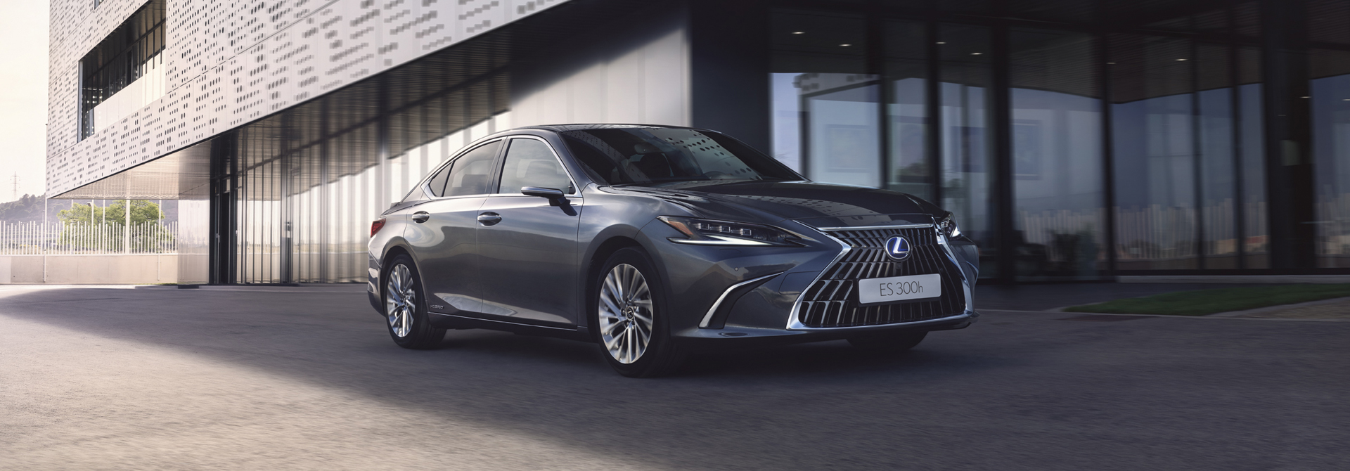 https://old.schiller.hu/wp-content/uploads/2021/05/lexus-pest-schiller_es_kreativ_1920x670px_04.jpg