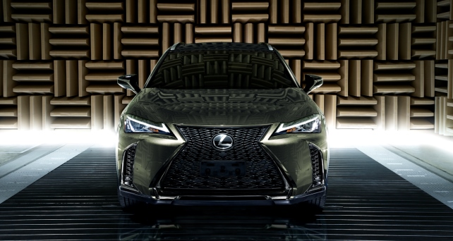 Lexus UX külső