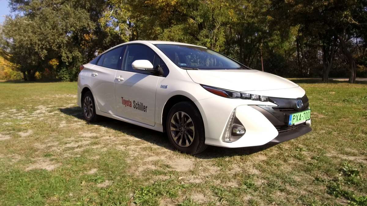 prius plug-in hybrid A népszerű Prius Hybrid utódja, a Prius Plug-in Hybrid