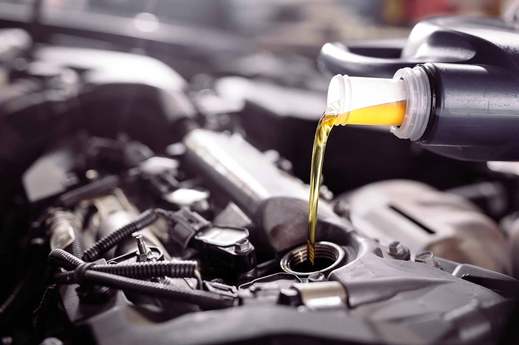 Az olajcsere létfontosságú a motor állapotának megőrzéséhez.