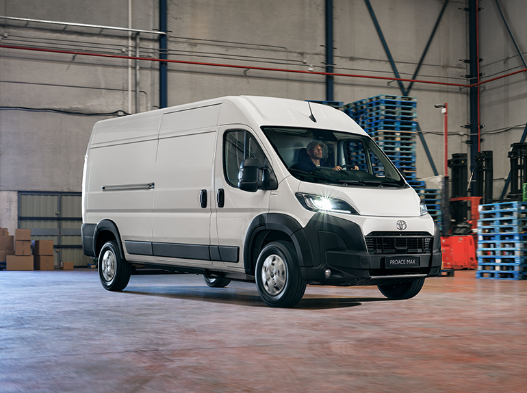 https://old.schiller.hu/wp-content/uploads/2024/07/toyota_proace_max_kulso.jpg